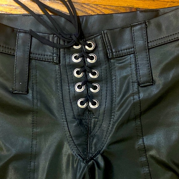 Toxic Vision NWOT S Matte Black self / patent contrast Lace Up Pants / Leggings - Picture 2 of 6